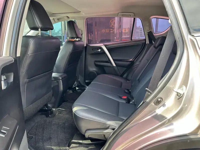 2016 RAV4 2.0L CVT 2WD Smart Edition — миниатюра 9