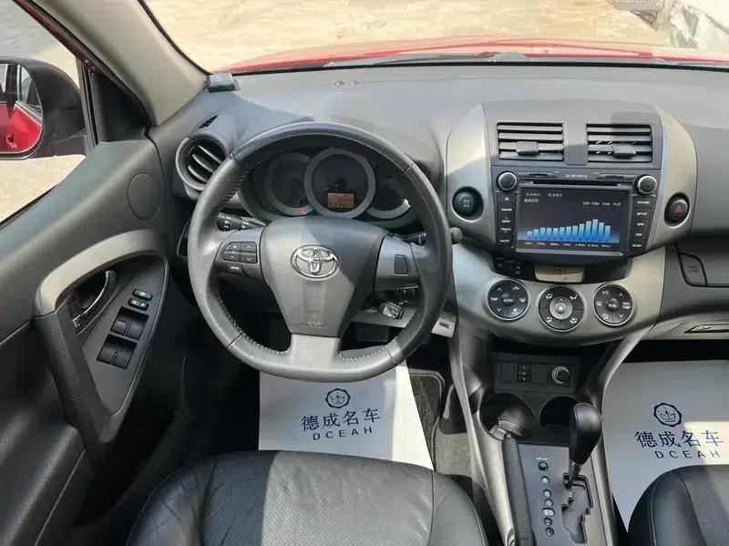 2012 RAV4 Luxury Edition 2.4L Automatic 4WD — миниатюра 11