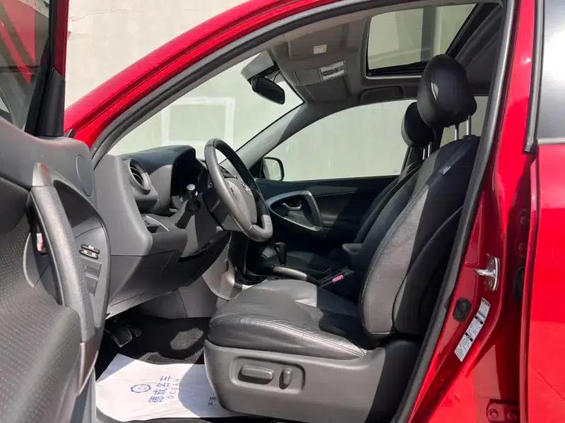 2012 RAV4 Luxury Edition 2.4L Automatic 4WD — миниатюра 12