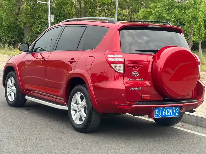 2012 RAV4 Luxury Edition 2.4L Automatic 4WD — миниатюра 3