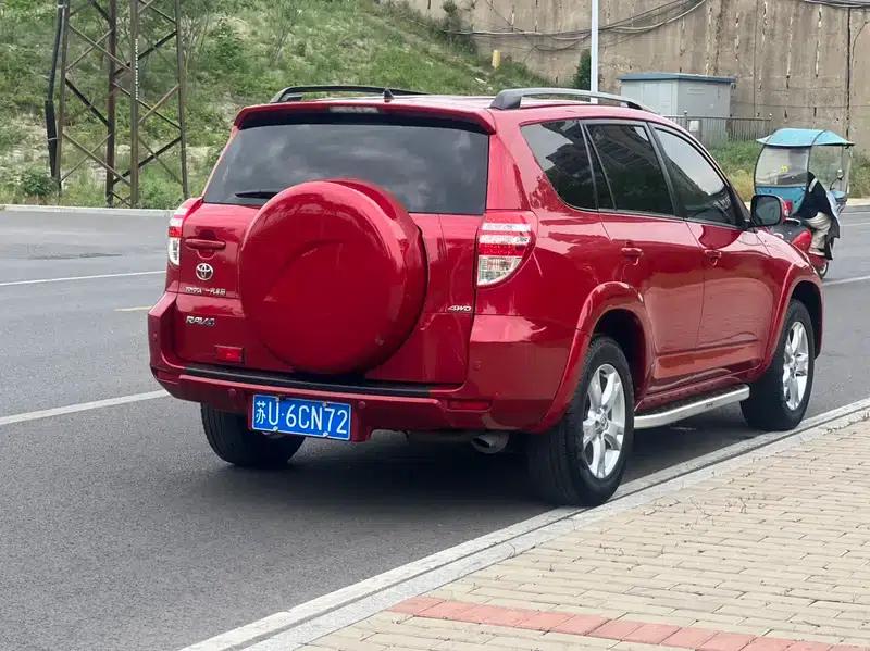 2012 RAV4 Luxury Edition 2.4L Automatic 4WD — миниатюра 5