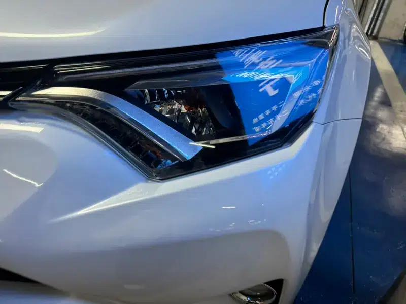 2016 RAV4 2.5L Automatic 4WD Elite Edition — миниатюра 7