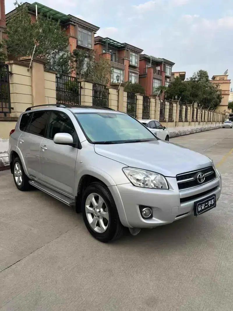 RAV4 2009 2.4L Automatic Luxury Edition — миниатюра 3
