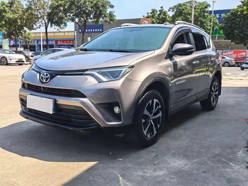 RAV4 2019 2.0L CVT 2WD Fashion Edition (China VI Emission Standard) — миниатюра 1