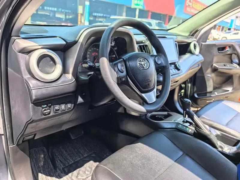 RAV4 2019 2.0L CVT 2WD Fashion Edition (China VI Emission Standard) — миниатюра 15