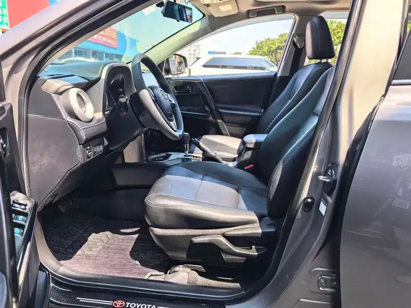 RAV4 2019 2.0L CVT 2WD Fashion Edition (China VI Emission Standard) — миниатюра 16