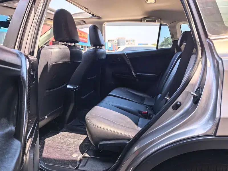 RAV4 2019 2.0L CVT 2WD Fashion Edition (China VI Emission Standard) — миниатюра 17