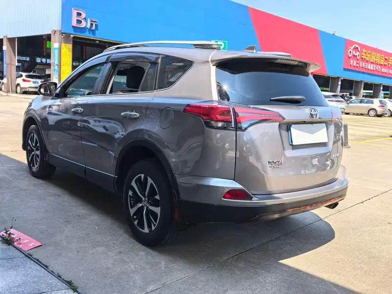 RAV4 2019 2.0L CVT 2WD Fashion Edition (China VI Emission Standard) — миниатюра 4