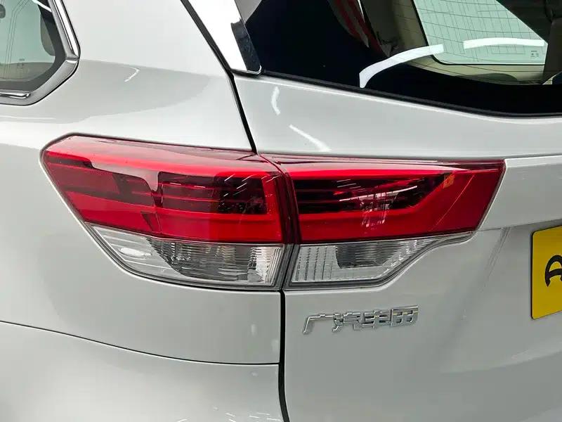 2018 Toyota Highlander 2.0T 2WD Elite Edition 7-seater (China VI Emission Standard) — миниатюра 13