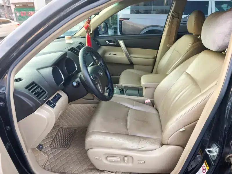 Highlander 2009 2.7L 2WD 7-seater Luxury Navigation Edition — миниатюра 8