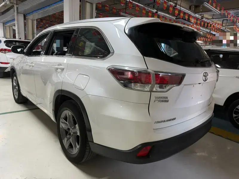 2015 Highlander 2.0T AWD Luxury 7-seater — миниатюра 4