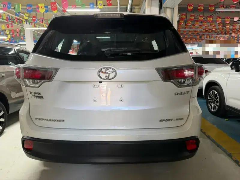 2015 Highlander 2.0T AWD Luxury 7-seater — миниатюра 5