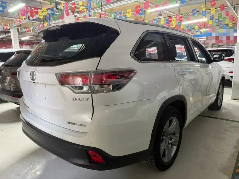 2015 Highlander 2.0T AWD Luxury 7-seater — миниатюра 6