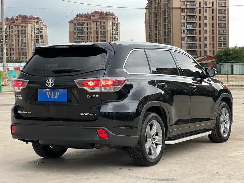 2017 Highlander 2.0T AWD Luxury 7-seater — миниатюра 5