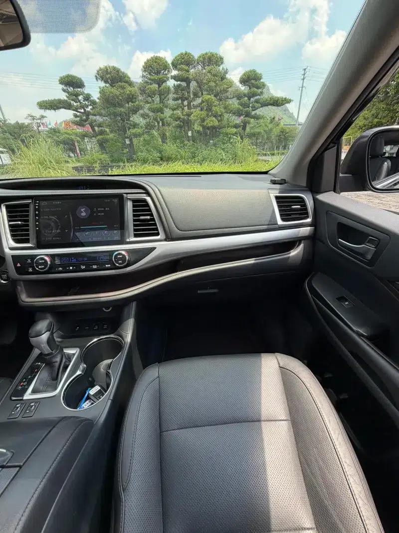 2015 Highlander 2.0T AWD Luxury 7-seater — миниатюра 12