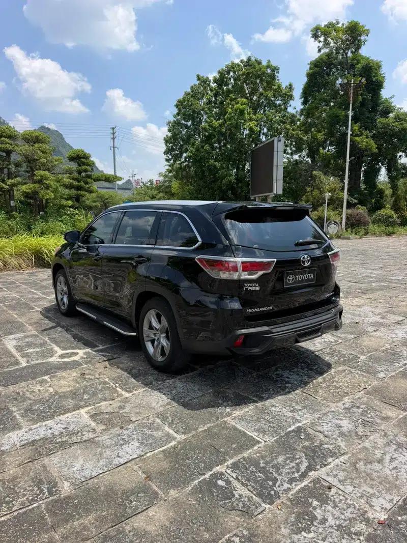 2015 Highlander 2.0T AWD Luxury 7-seater — миниатюра 4