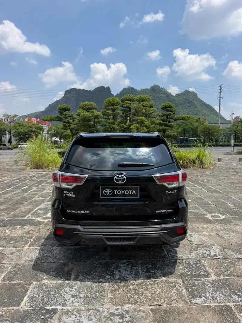 2015 Highlander 2.0T AWD Luxury 7-seater — миниатюра 5