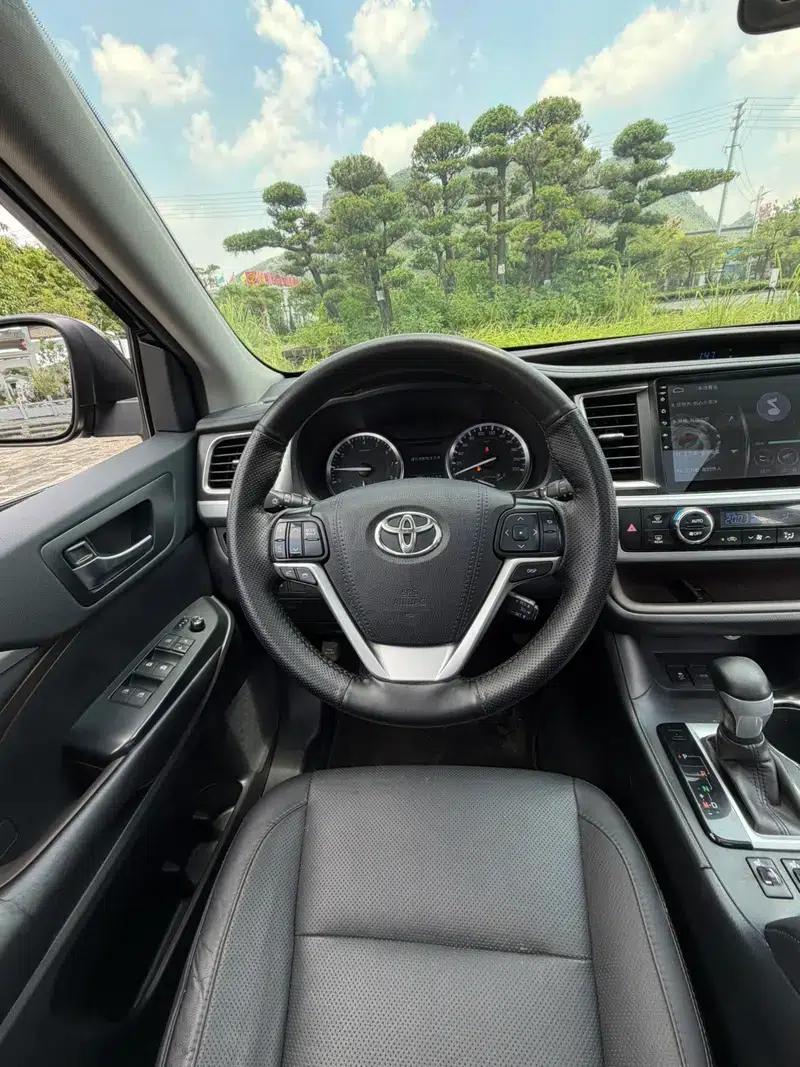 2015 Highlander 2.0T AWD Luxury 7-seater — миниатюра 7