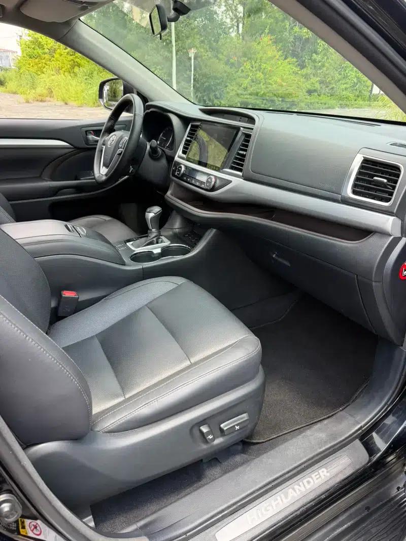 2015 Highlander 2.0T AWD Luxury 7-seater — миниатюра 8