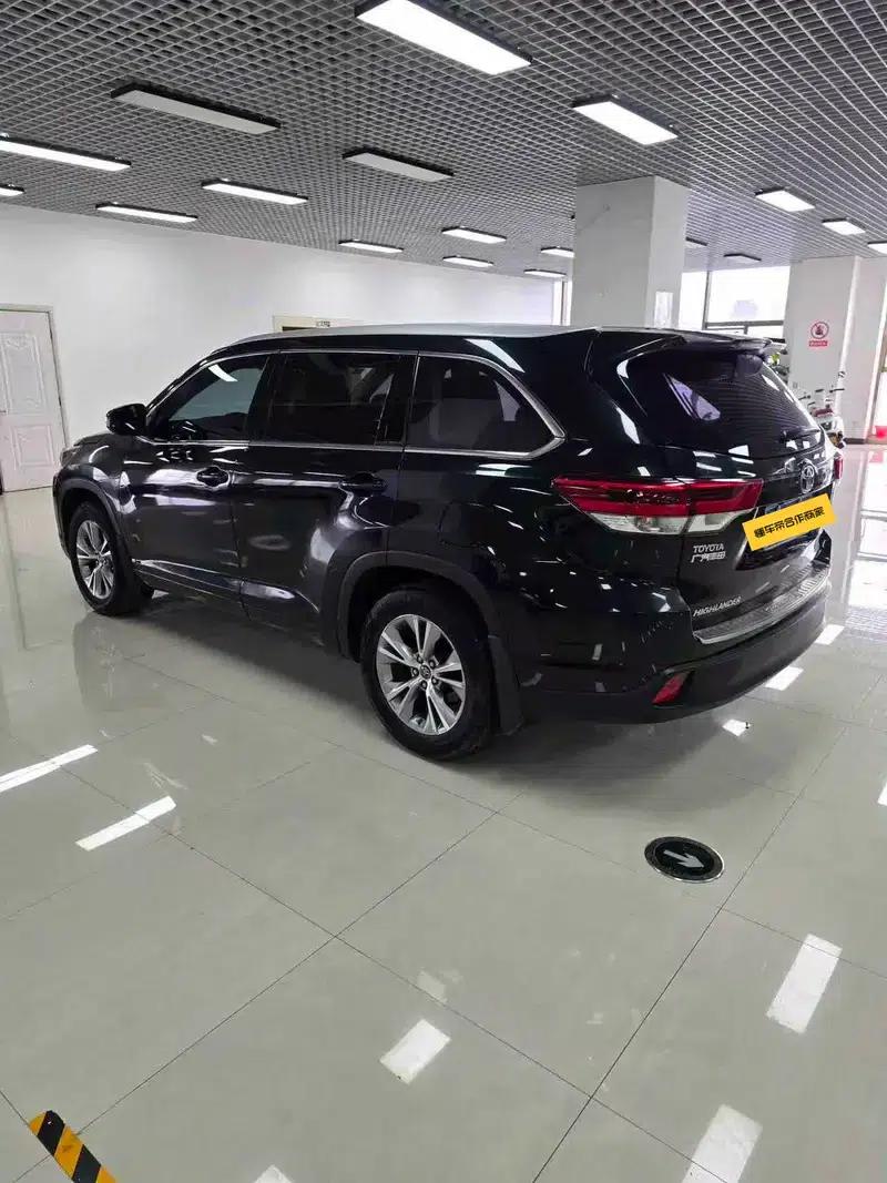 2018 Toyota Highlander 2.0T AWD Elite Edition 7-seater (China VI Emission Standard) — миниатюра 4