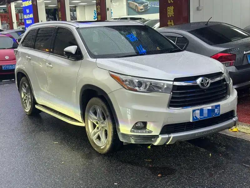 2017 Highlander 2.0T 2WD Luxury 7-seater — миниатюра 2