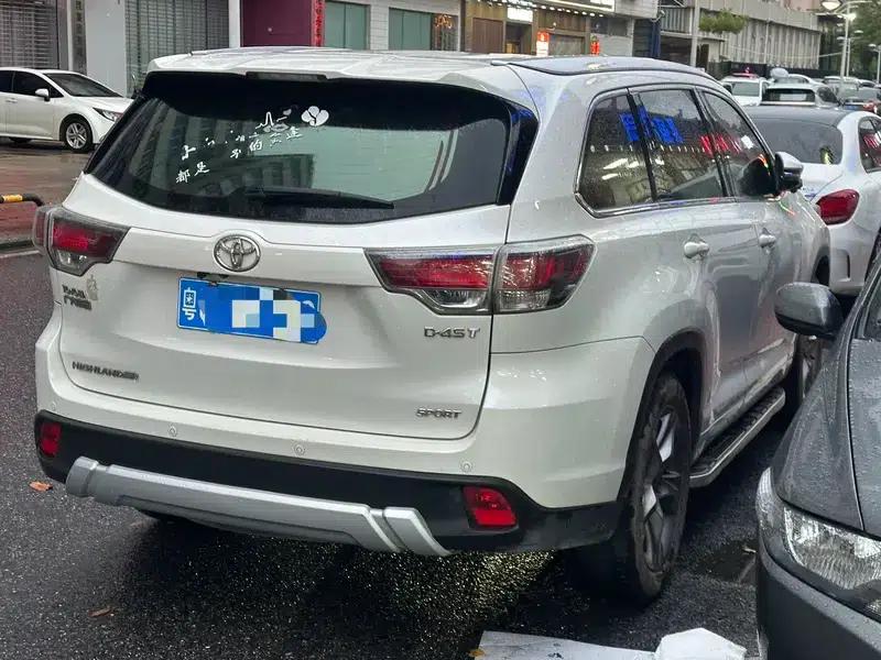 2017 Highlander 2.0T 2WD Luxury 7-seater — миниатюра 5