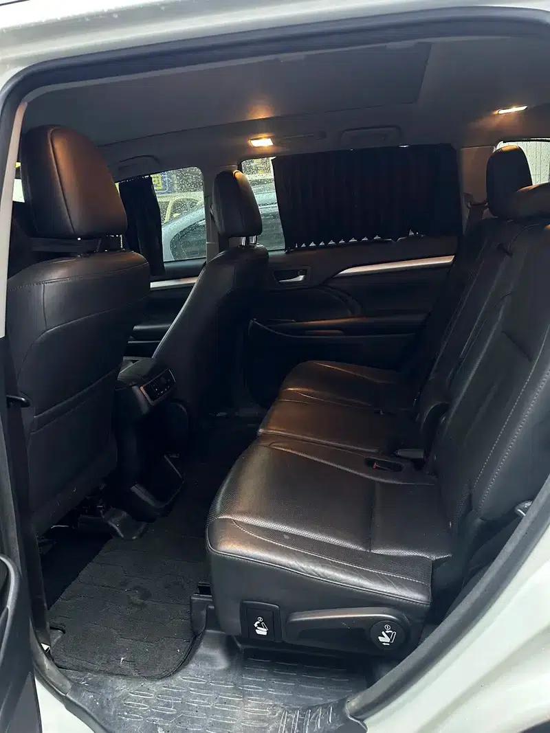 2017 Highlander 2.0T 2WD Luxury 7-seater — миниатюра 9