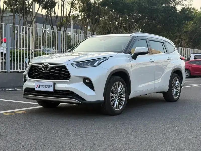 2024 Toyota Highlander Hybrid 2.5L AWD Luxury 7-Seater — миниатюра 1