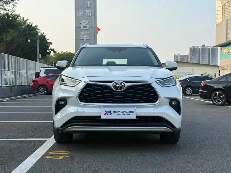 2024 Toyota Highlander Hybrid 2.5L AWD Luxury 7-Seater — миниатюра 2