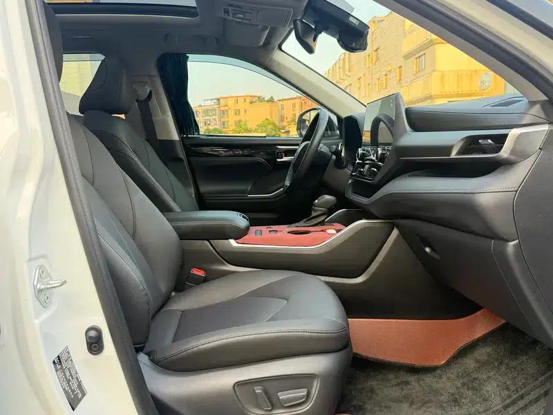 2024 Toyota Highlander Hybrid 2.5L AWD Luxury 7-Seater — миниатюра 17