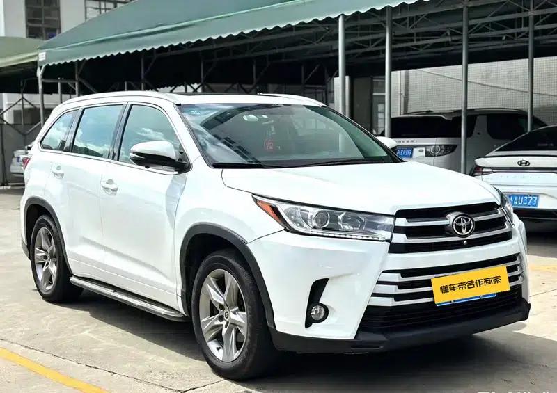 2015 Highlander 2.0T AWD Luxury 7-seater — миниатюра 3