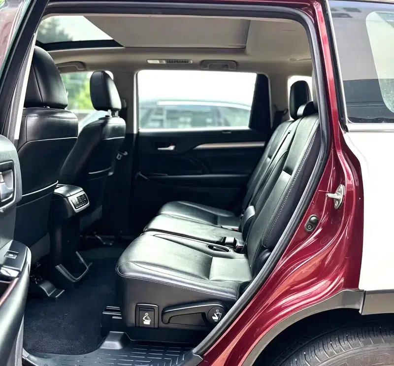 2015 Highlander 2.0T AWD Luxury 7-seater — миниатюра 9