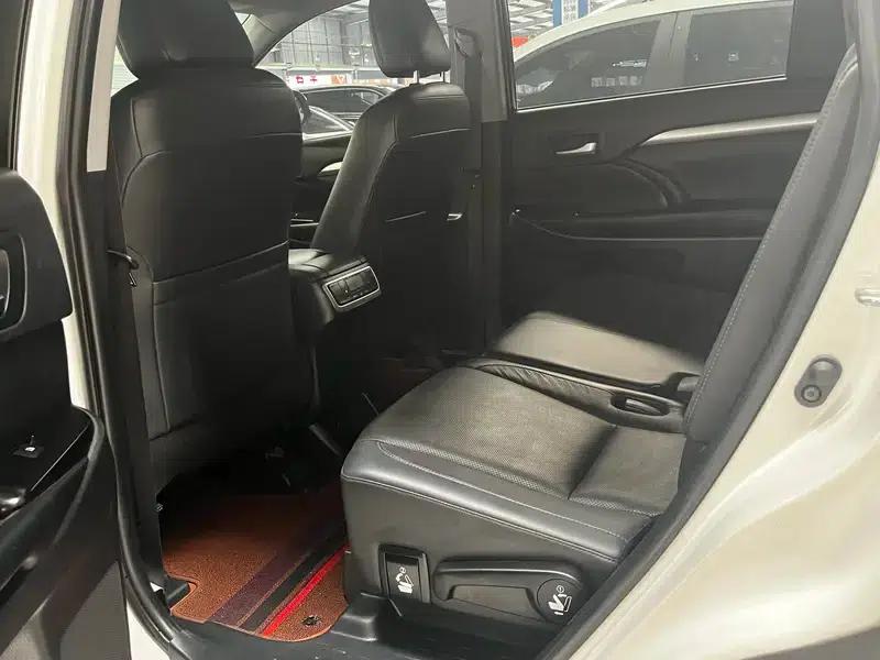 2021 Toyota Highlander 2.0T AWD Luxury 7-seater — миниатюра 8