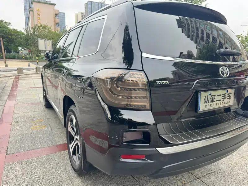 2013 Highlander 2.7L 2WD 7-seater Purple Gold Edition — миниатюра 11