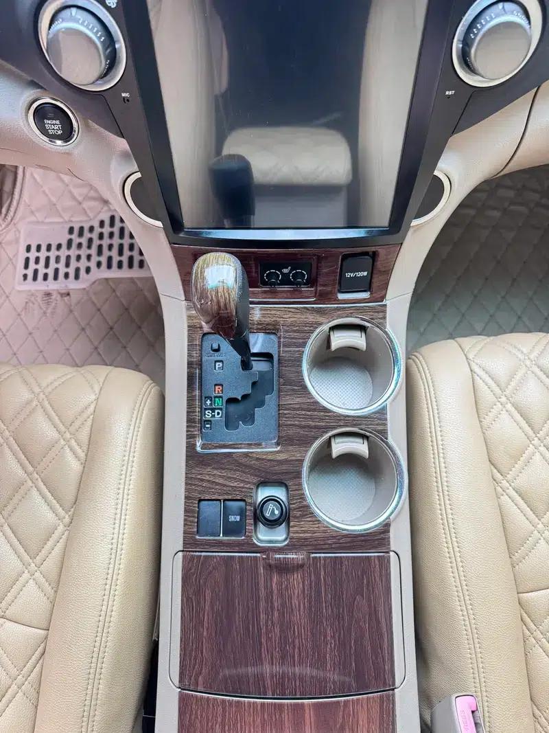 2013 Highlander 2.7L 2WD 7-seater Purple Gold Edition — миниатюра 13