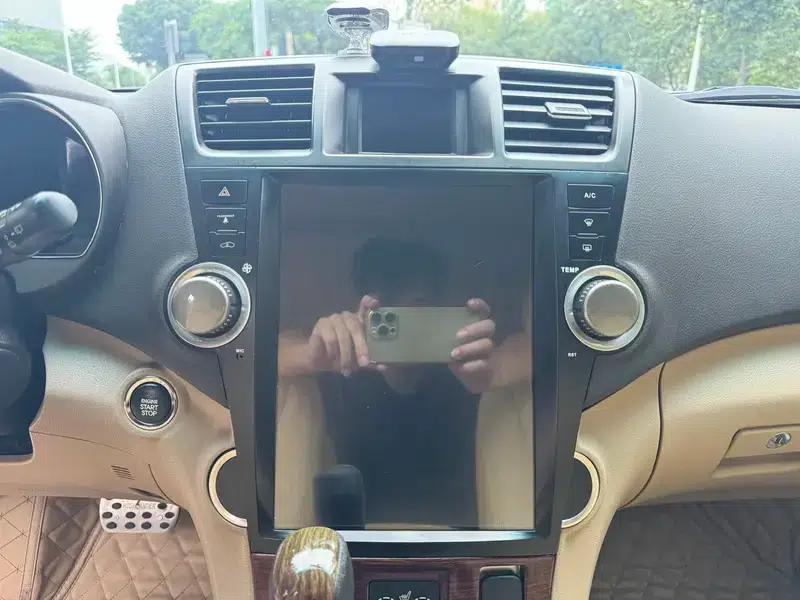 2013 Highlander 2.7L 2WD 7-seater Purple Gold Edition — миниатюра 20