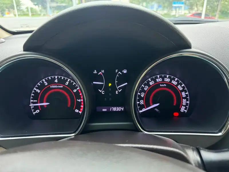 2013 Highlander 2.7L 2WD 7-seater Purple Gold Edition — миниатюра 21