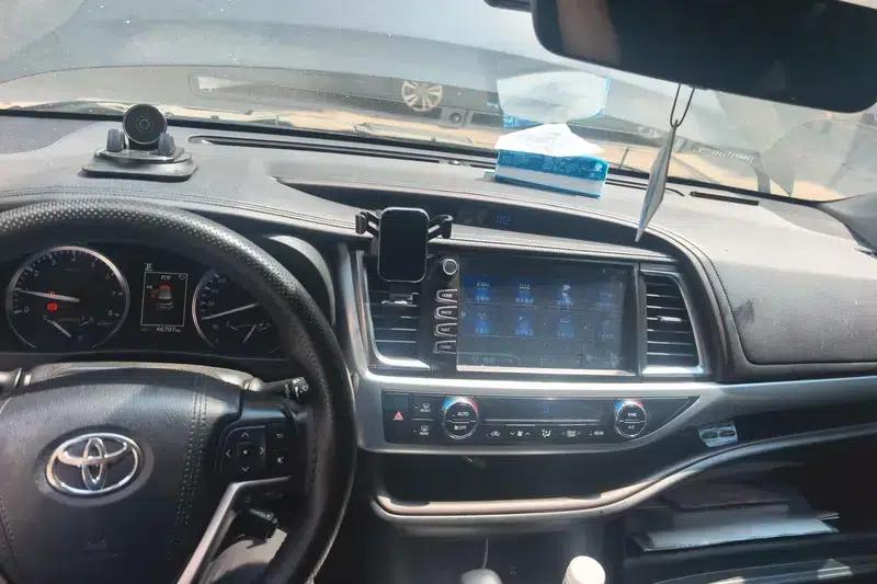 2018 Toyota Highlander 2.0T AWD Luxury 7-seater (China VI Emission Standard) — миниатюра 10