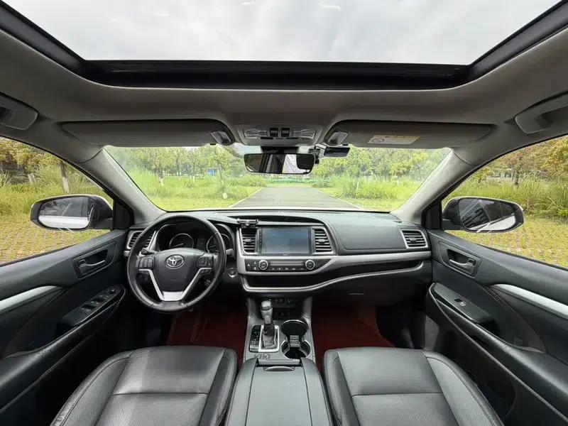 2018 Toyota Highlander 2.0T 4WD Luxury 7-seater (National V Emission Standard) — миниатюра 7