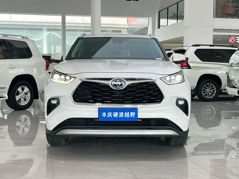 2022 Toyota Highlander Hybrid 2.5L AWD Supreme Edition 7-Seater — миниатюра 2