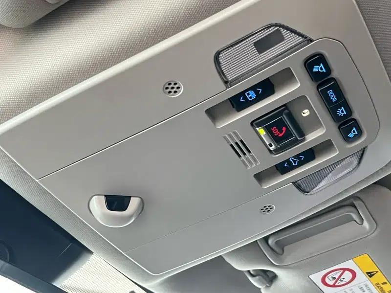 2022 Toyota Highlander Hybrid 2.5L AWD Supreme Edition 7-Seater — миниатюра 13