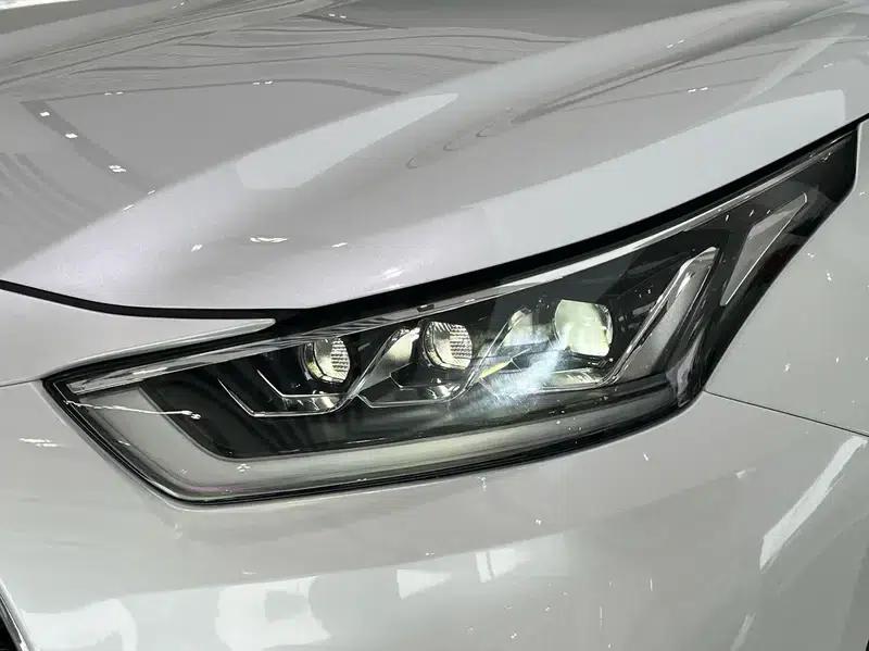 2022 Toyota Highlander Hybrid 2.5L AWD Supreme Edition 7-Seater — миниатюра 8