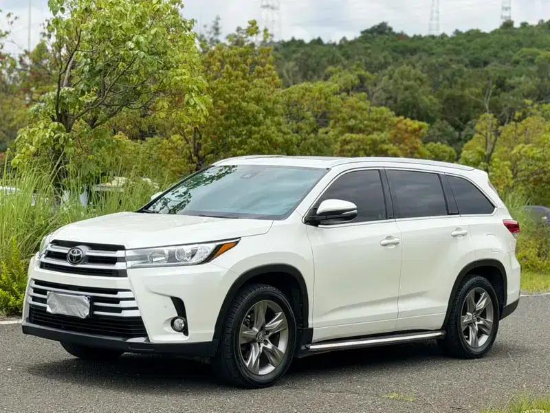 2018 Toyota Highlander 2.0T 4WD Luxury 7-seater (National V Emission Standard) — миниатюра 1