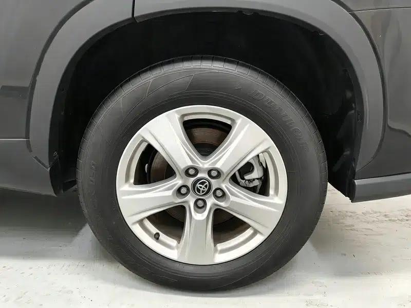 2024 Toyota Highlander Hybrid 2.5L 2WD Elite Edition 5-seater — миниатюра 9