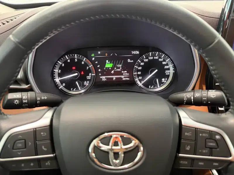 2022 Toyota Highlander 380T AWD Premium 7-seater — миниатюра 15