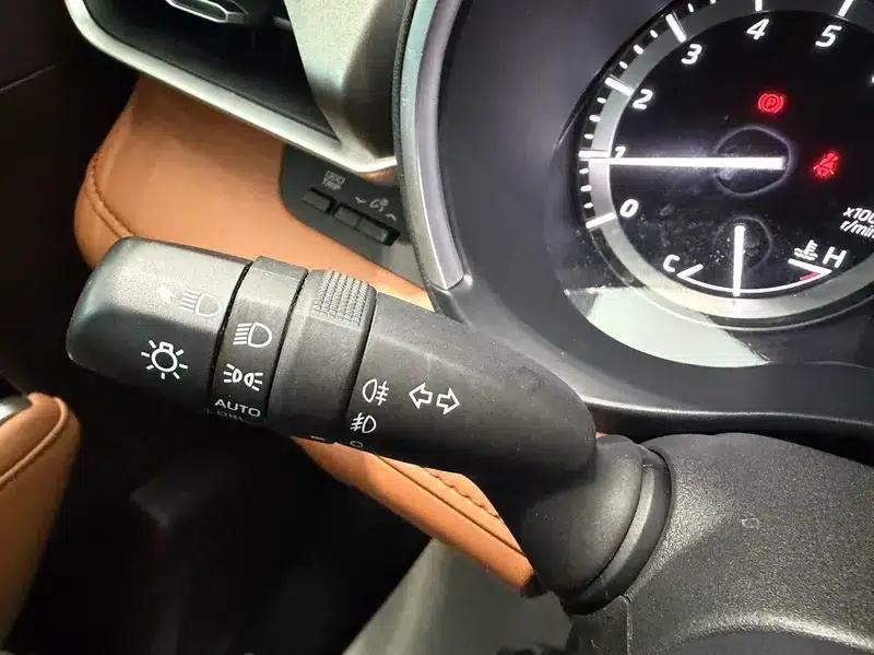 2022 Toyota Highlander 380T AWD Premium 7-seater — миниатюра 19