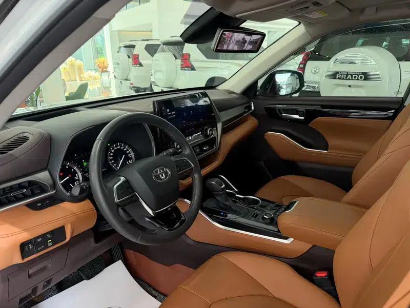 2022 Toyota Highlander 380T AWD Premium 7-seater — миниатюра 20