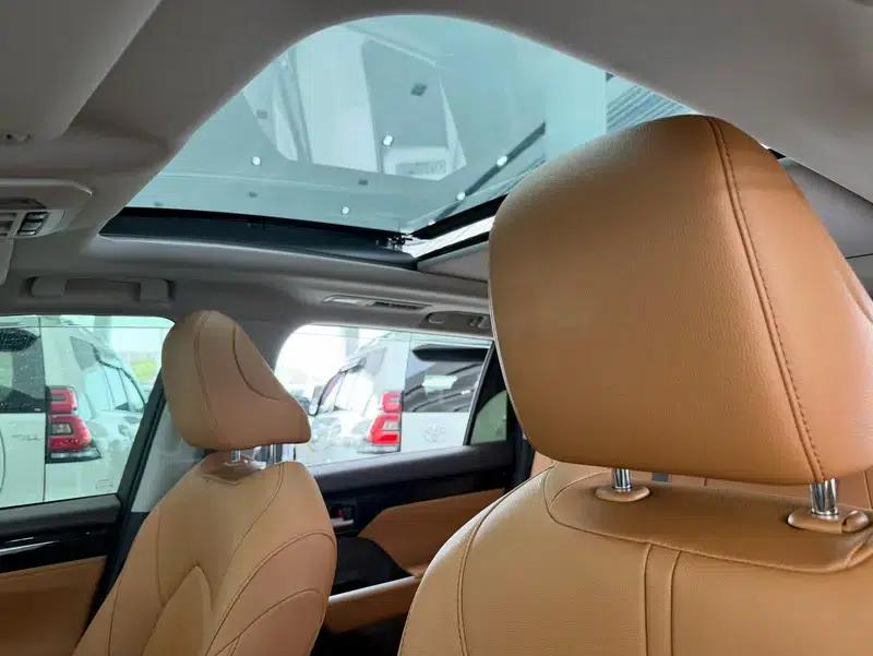 2022 Toyota Highlander 380T AWD Premium 7-seater — миниатюра 24
