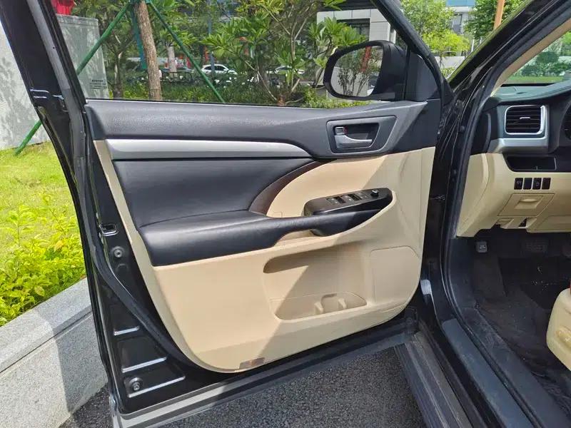 2018 Toyota Highlander 2.0T 2WD Elite Edition 5-seater (China VI Emission Standard) — миниатюра 10