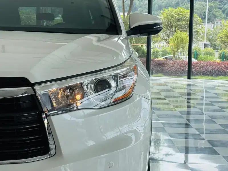 2017 Highlander 2.0T AWD Luxury 7-seater — миниатюра 6